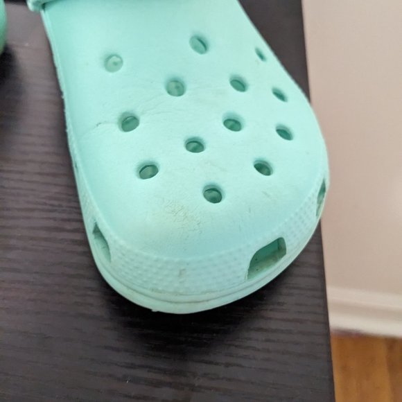 Teal Crocs Classic Clog Women's 7 / Men's 5 - Picture 8 of 11